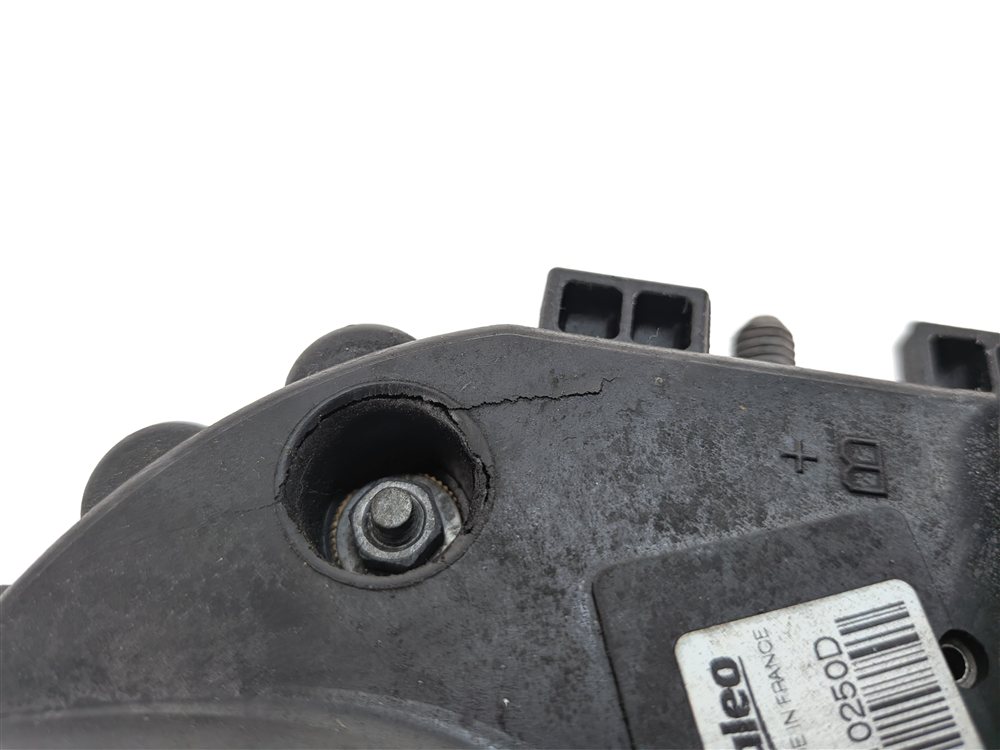 Thumbnail 9: 08-14 BMW 550i 650i 750i X5 X5M X6 X6M (E70 F01 F10) 4.4TT 220 AMP ALTERNATOR