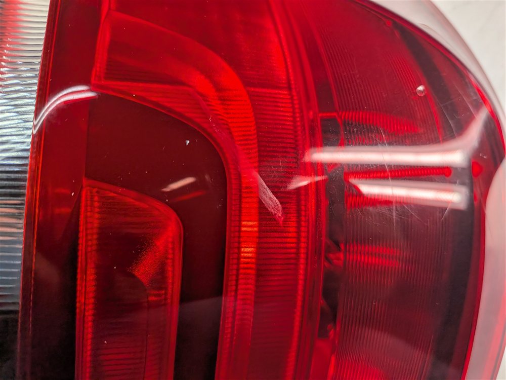 Thumbnail 7: 2011-2013 BMW X5 X5M (E70) RIGHT PASSENGER REAR OUTER TAILLIGHT BRAKE LIGHT LAMP