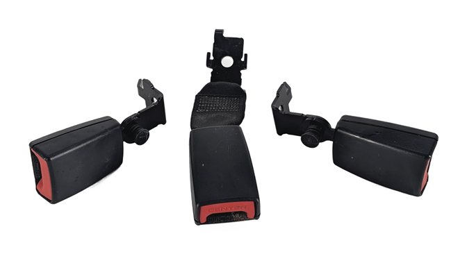 Thumbnail 3: 2013 BMW X5 E70 REAR LEFT CENTER RIGHT SEATBELT BUCKLE RECEIVER SET/3 (Black)