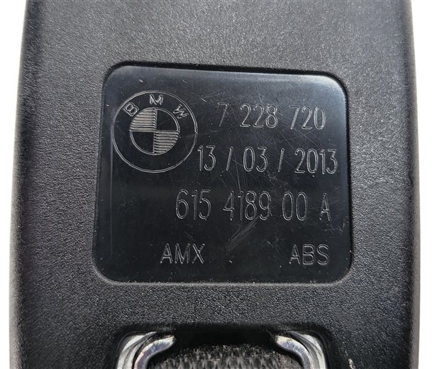 Thumbnail 6: 2013 BMW X5 E70 REAR LEFT CENTER RIGHT SEATBELT BUCKLE RECEIVER SET/3 (Black)