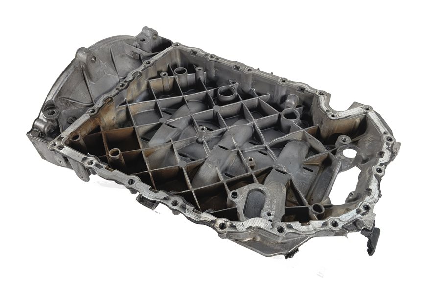 Thumbnail 2: 2009-2018 VW EOS TIGUAN AUDI Q3 (8U) 2.0L TURBO ENGINE UPPER OIL PAN CRADLE
