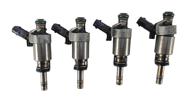 Thumbnail 3: 08-17 AUDI A3 A4 A5 A6 Q5 TT (8P B8 8K 8T 8R MK2 C7) 2.0L FSI FUEL INJECTOR SET4