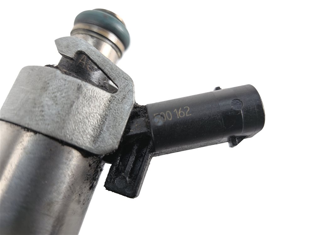 Thumbnail 4: 08-17 AUDI A3 A4 A5 A6 Q5 TT (8P B8 8K 8T 8R MK2 C7) 2.0L FSI FUEL INJECTOR SET4