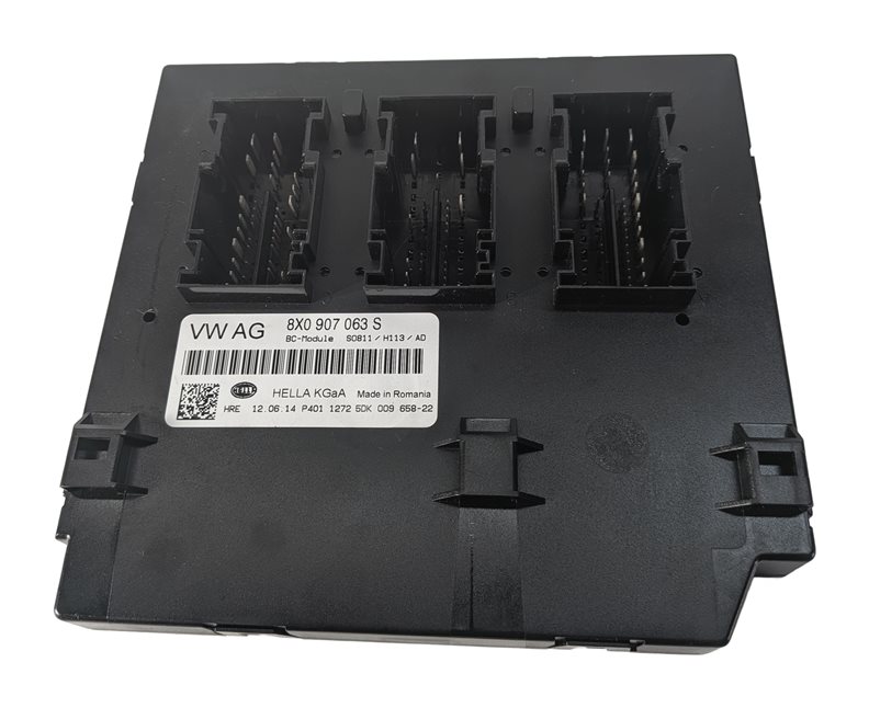 Thumbnail 4: 2015 AUDI Q3 (8U) 2.0L CCTA ENGINE ECM BCM IMMOBILIZER BODY MODULE KEY SET