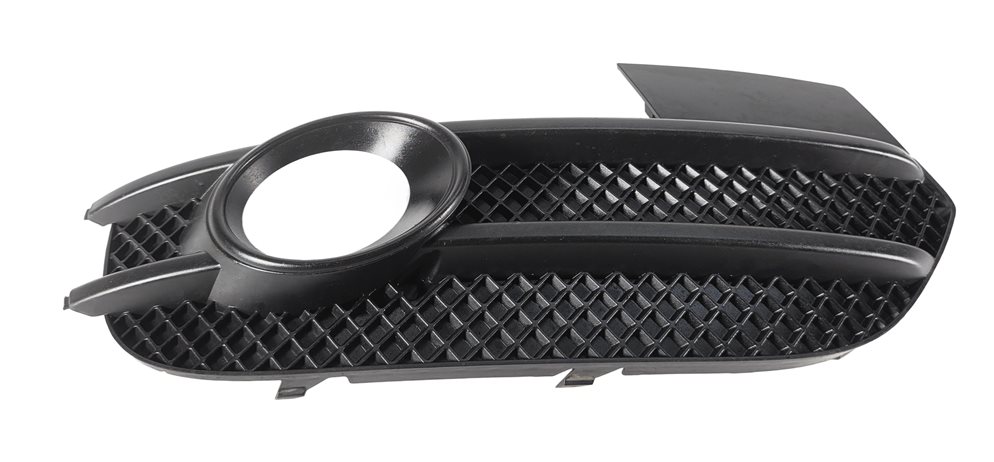 2015 AUDI Q3 (8U) FRONT RIGHT LOWER BUMPER FOGLIGHT FOG LIGHT GRILLE TRIM