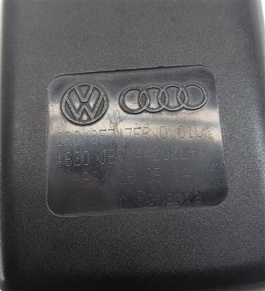 Thumbnail 7: 2015-2018 AUDI Q3 8U FRONT RIGHT PASSENGER SEATBELT BUCKLE RECEIVER (Black)