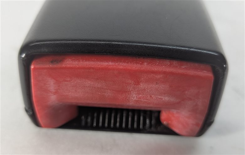 Thumbnail 8: 2015-2018 AUDI Q3 8U FRONT RIGHT PASSENGER SEATBELT BUCKLE RECEIVER (Black)