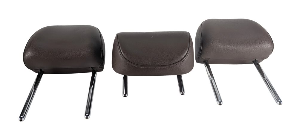 2015-2018 AUDI Q3 (8U) REAR LEFT RIGHT CENTER SEAT HEADREST SET/3 (Brown)