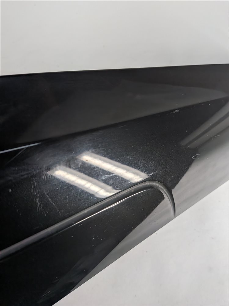 Thumbnail 10: 2015 AUDI Q3 SUV (8U) FRONT RIGHT PASSENGER LOWER DOOR TRIM MOULDING (Black)