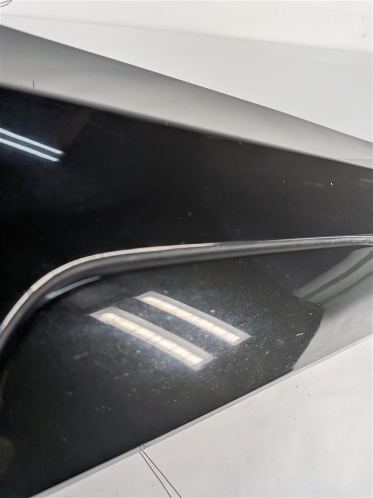 Thumbnail 9: 2015 AUDI Q3 SUV (8U) FRONT RIGHT PASSENGER LOWER DOOR TRIM MOULDING (Black)