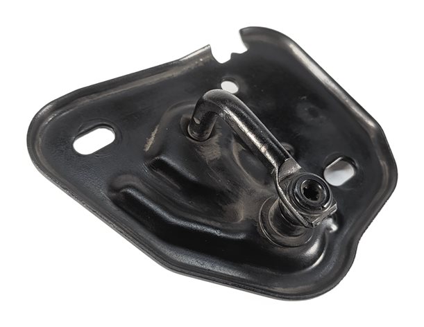 2015 AUDI Q3 (8U) FRONT HOOD LID LOCK LATCH STRIKER CATCH HOOK MOUNT BRACKET