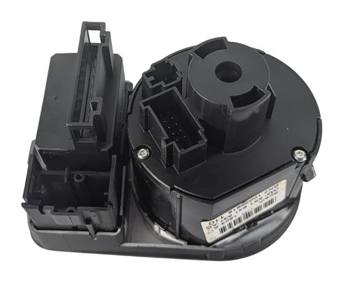 Thumbnail 4: 2015 AUDI Q3 (8U) HEADLIGHT HEAD LIGHT FOG AUTO LAMP CONTROL SWITCH BUTTON PANEL
