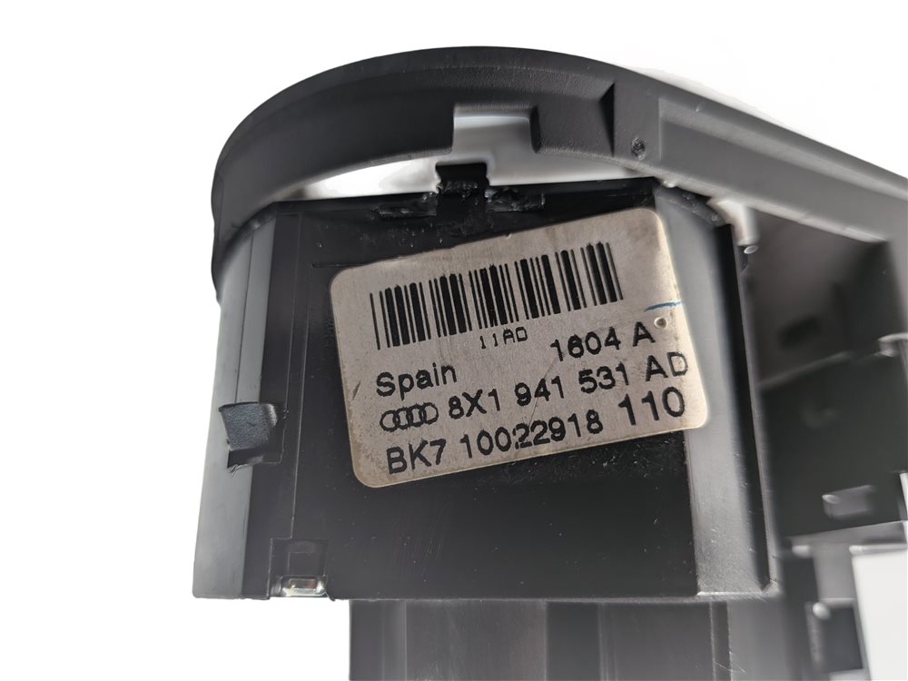 Thumbnail 5: 2015 AUDI Q3 (8U) HEADLIGHT HEAD LIGHT FOG AUTO LAMP CONTROL SWITCH BUTTON PANEL