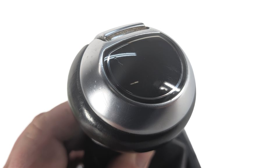 Thumbnail 9: 2015 AUDI Q3 8U CONSOLE AUTOMATIC GEAR SELECTOR SHIFT KNOB BOOT TRIM BEZEL PANEL