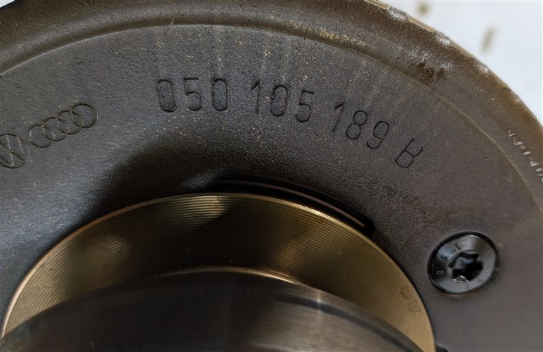 Thumbnail 5: 2015 AUDI Q3 (8U) 2.0L (CCTA) ENGINE MOTOR CRANKSHAFT CRANK SHAFT 050105189B