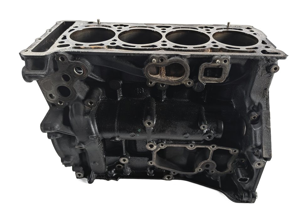 Thumbnail 2: 2014-2018 AUDI Q3 (8U) VW CC EOS TIGUAN 2.0L TURBO ENGINE CYLINDER BLOCK BARE