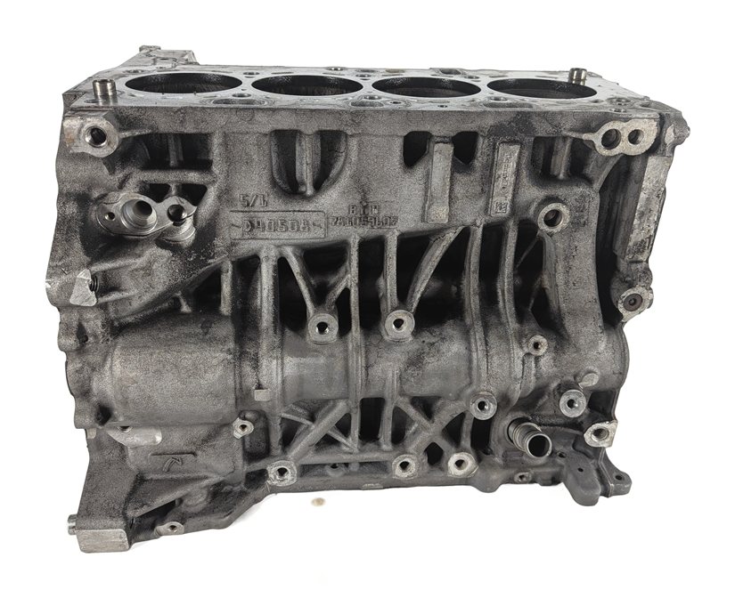 Thumbnail 3: 14-18 BMW 328i X3 (F25 F30) 2.0L MOTOR N47T DIESEL ENGINE BARE CYLINDER BLOCK