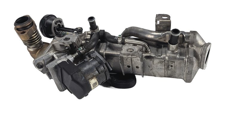 Thumbnail 5: 14-18 BMW 328i 535i 740I X3 X5 F30 F01 F10 F15 DIESEL ENGINE EGR VALVE ASSEMBLY