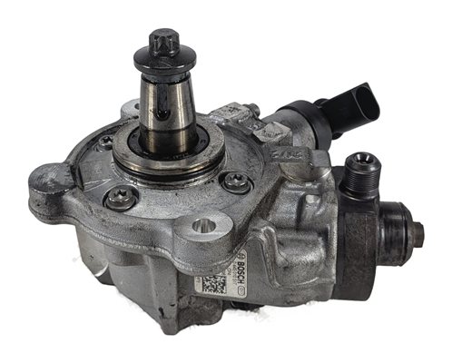 Thumbnail 2: 2014-2017 BMW 328i X3 (F25 F30) 2.0L N47T DIESEL ENGINE FUEL INJECTION PUMP