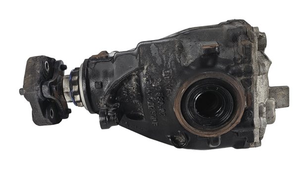 Thumbnail 3: 2014-2019 BMW 2 3 4 SERIES (F22 F30 F32) REAR DIFFERENTIAL GEAR CARRIER (2.81)