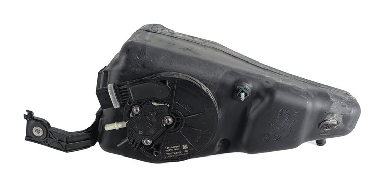 Thumbnail 6: 14-18 BMW 328i (F30) 2.0L N47T DIESEL EXHAUST FLUID DEF SCR ACTIVE TANK w/ PUMP