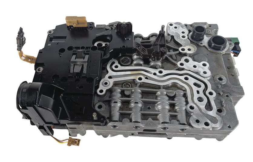 Thumbnail 3: 14-18 BMW 328i (F30) DIESEL 8HP-45 AT AUTO TRANSMISSION VALVE BODY w/ OIL PUMP