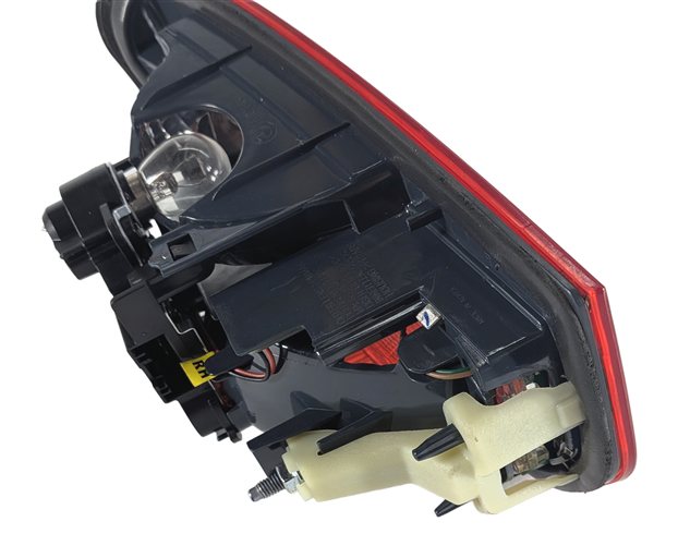 Thumbnail 4: 12-15 BMW 320i 328i 335i M3 (F30) SEDAN RIGHT TRUNK INNER TAILLIGHT LIGHT LAMP