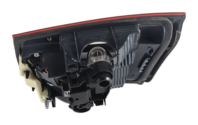 Thumbnail 4: 12-15 BMW 320i 328i 335i M3 (F30) SEDAN LEFT TRUNK INNER TAILLIGHT LIGHT LAMP