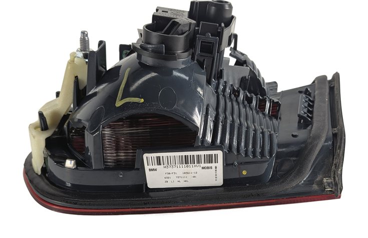 Thumbnail 7: 12-15 BMW 320i 328i 335i M3 (F30) SEDAN LEFT TRUNK INNER TAILLIGHT LIGHT LAMP