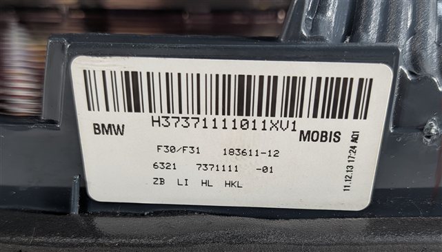 Thumbnail 8: 12-15 BMW 320i 328i 335i M3 (F30) SEDAN LEFT TRUNK INNER TAILLIGHT LIGHT LAMP