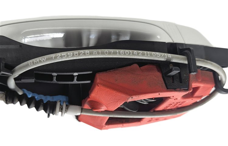 Thumbnail 9: 12-19 BMW 328i 330i 335i 340i (F30) RIGHT FRONT COMFORT DOOR HANDLE (White)