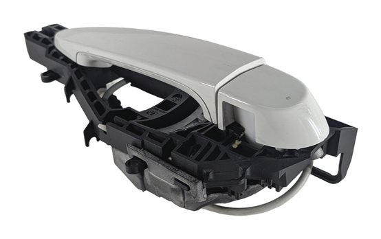 Thumbnail 2: 2012-2019 BMW 328i 330i 335i M3 (F30 F31) LEFT SIDE REAR DOOR HANDLE (White)