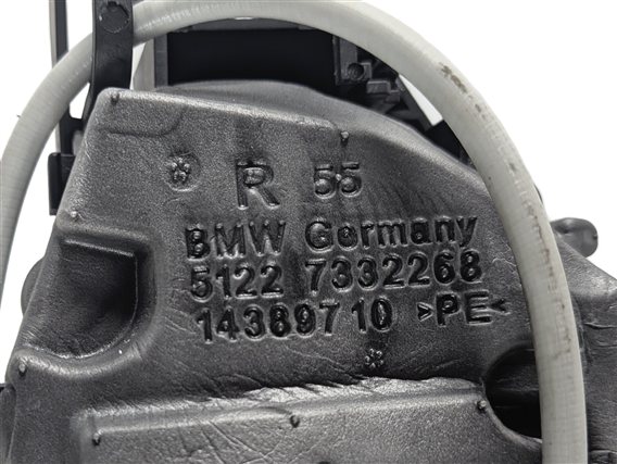 Thumbnail 7: 12-19 BMW 228i 328i 330i 335i (F30 F31 F32 F33) RIGHT REAR DOOR HANDLE (White)