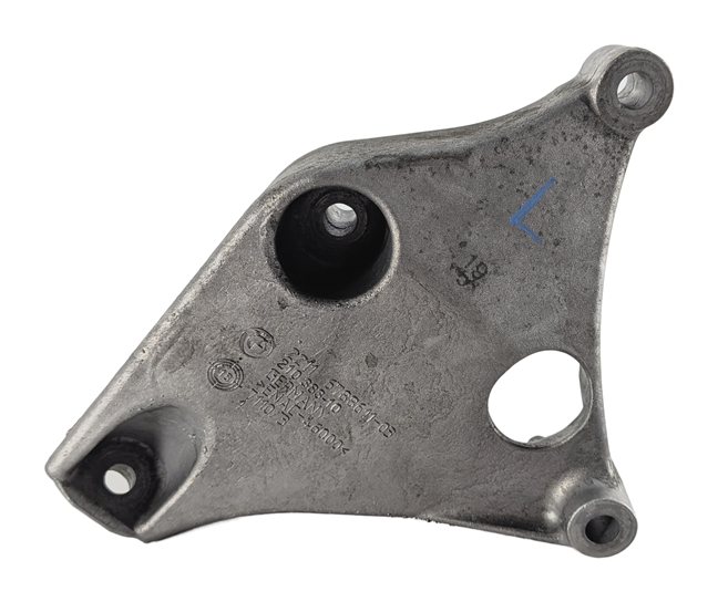 Thumbnail 8: 2014 BMW 328D F30 2.0L DIESEL N47T LEFT/RIGHT ENGINE MOUNT SUPPORT BRACKET SET/2