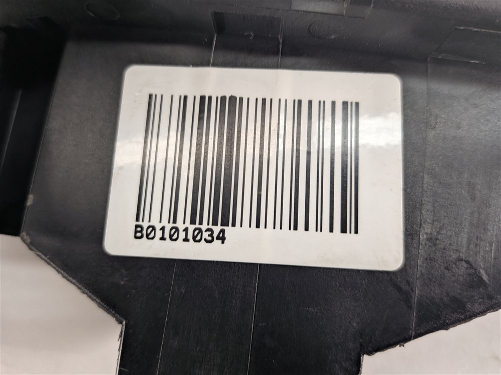 Thumbnail 12: 2010 AUDI S4 B8 8K 3.0L BATTERY POSITIVE TERMINAL FUSE OVERLOAD PROTECTION