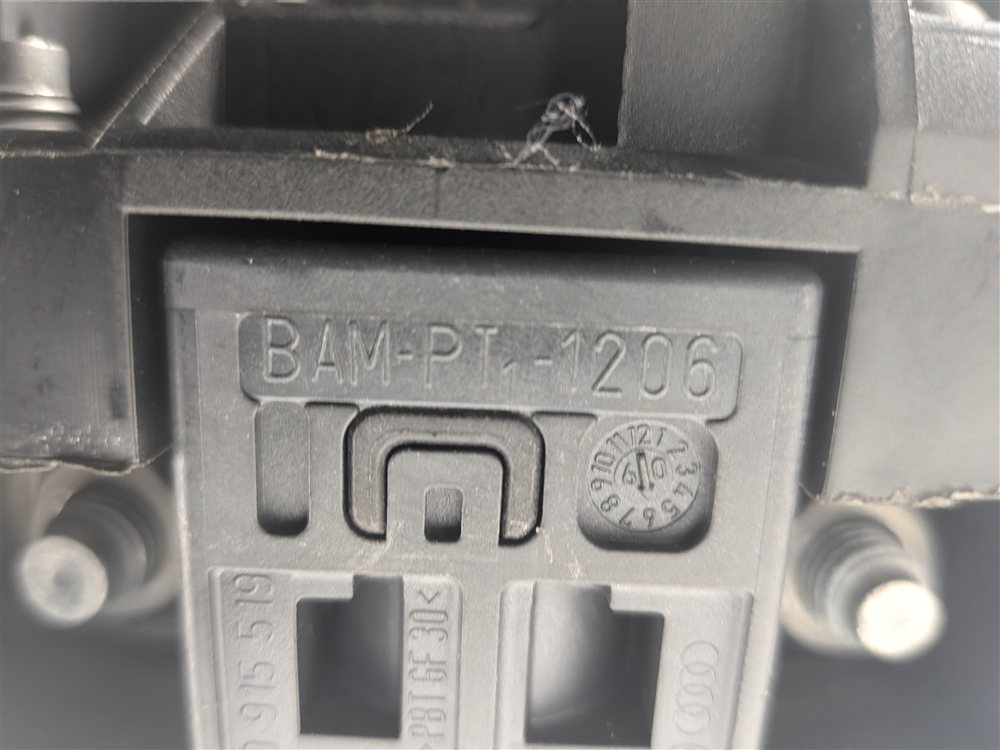 Thumbnail 9: 2010 AUDI S4 B8 8K 3.0L BATTERY POSITIVE TERMINAL FUSE OVERLOAD PROTECTION