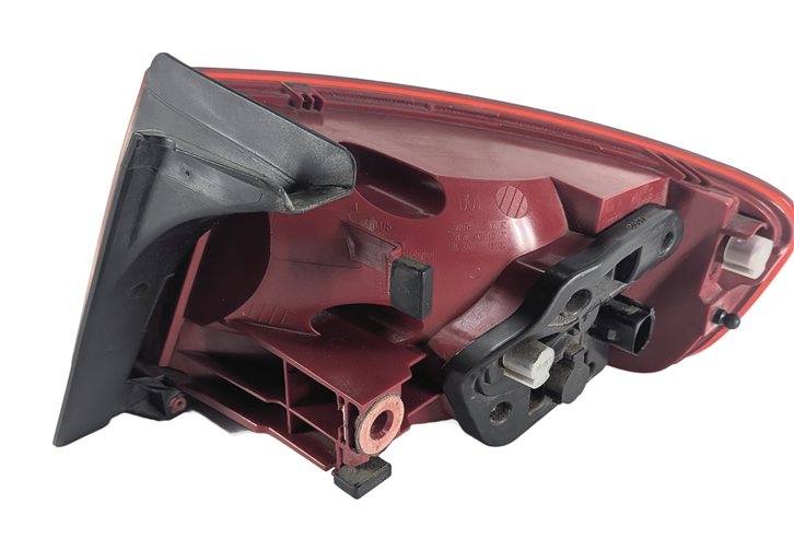 Thumbnail 5: 10-12 AUDI A4 S4 (B8 8K) REAR LEFT DRIVER OUTER TAILLIGHT BRAKE LIGHT LAMP (LED)