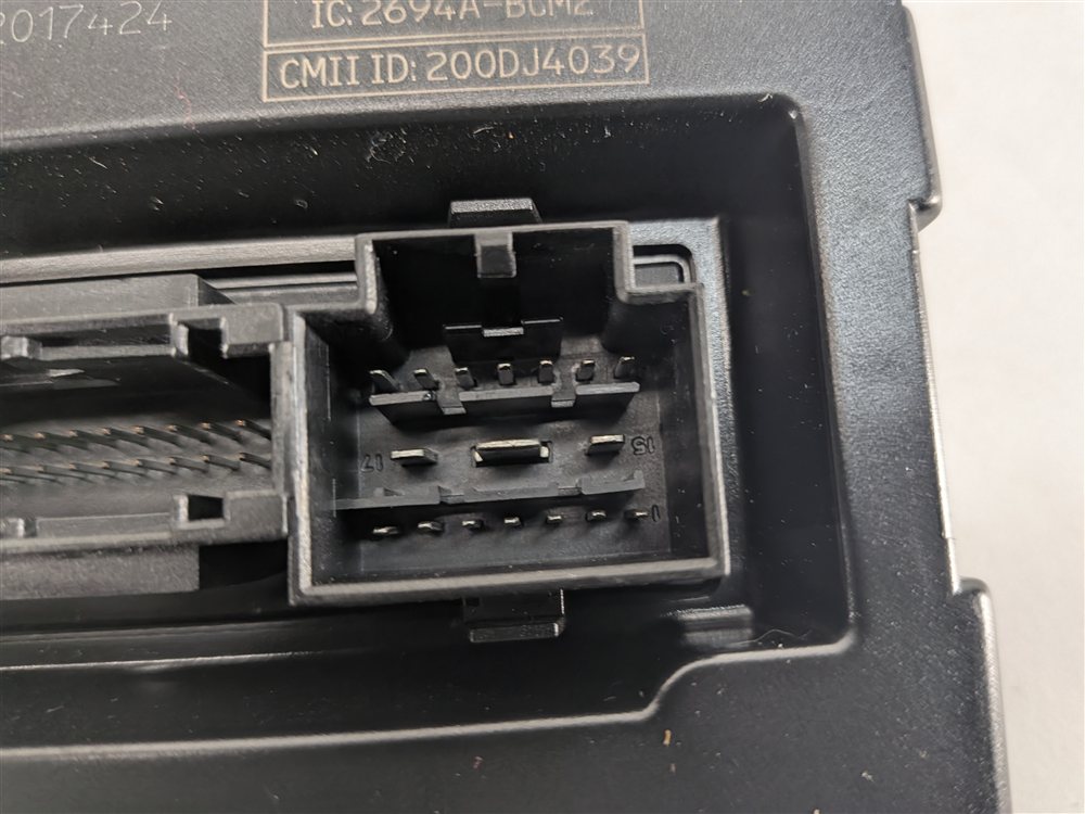 Thumbnail 12: 08-12 AUDI A4 A5 Q5 S4 B8 8K 8T 8R COMFORT CONTROL MODULE CCM BCM2