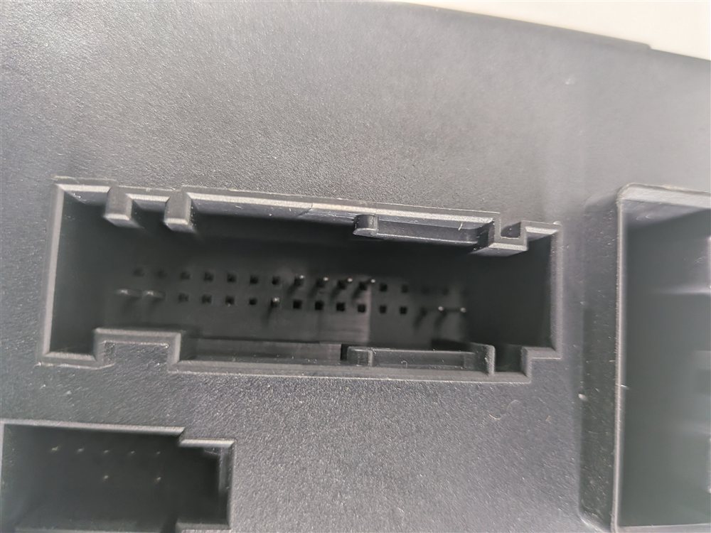 Thumbnail 8: 2010 AUDI S4 B8 8K FRONT LEFT DRIVER SEAT CONTROL MODULE 8K0959760D