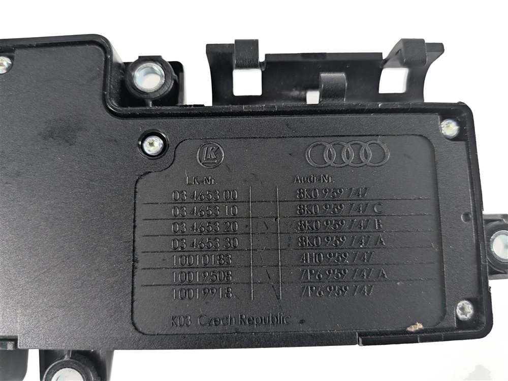 Thumbnail 8: 2010 AUDI S4 (B8 8K) FRONT LEFT DRIVER POWER SEAT SWITCH (Black)