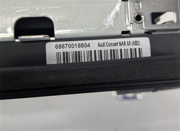 Thumbnail 18: 2010-2013 AUDI A3 (8P) AM/FM RADIO STEREO CD PLAYER (AUDI CONCERT) HEAD UNIT