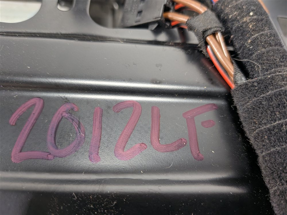 Thumbnail 21: 06-13 AUDI A3 8P FRONT LEFT DRIVER POWER SEAT TRACK FRAME MOTOR