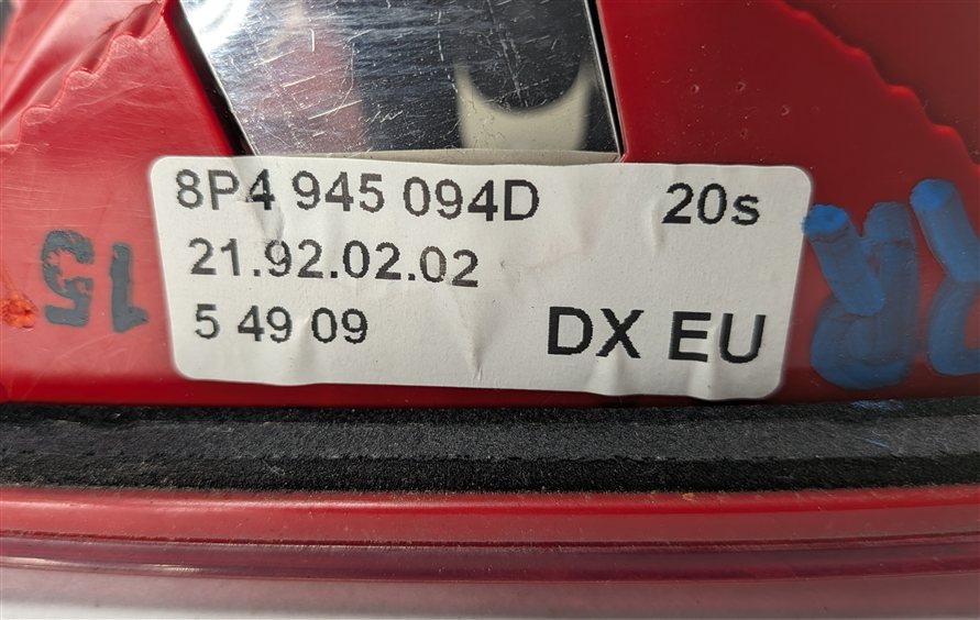 Thumbnail 10: 2009-2013 AUDI A3 (8P) RIGHT PASSENGER REAR INNER TRUNK TAILLIGHT LIGHT LAMP