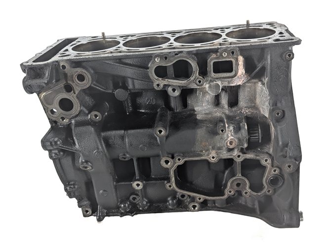 Thumbnail 3: 08-14 VW / AUDI - A3 A4 A5 Q5 TT BEETLE PASSAT 2.0L TURBO ENGINE CYLINDER BLOCK