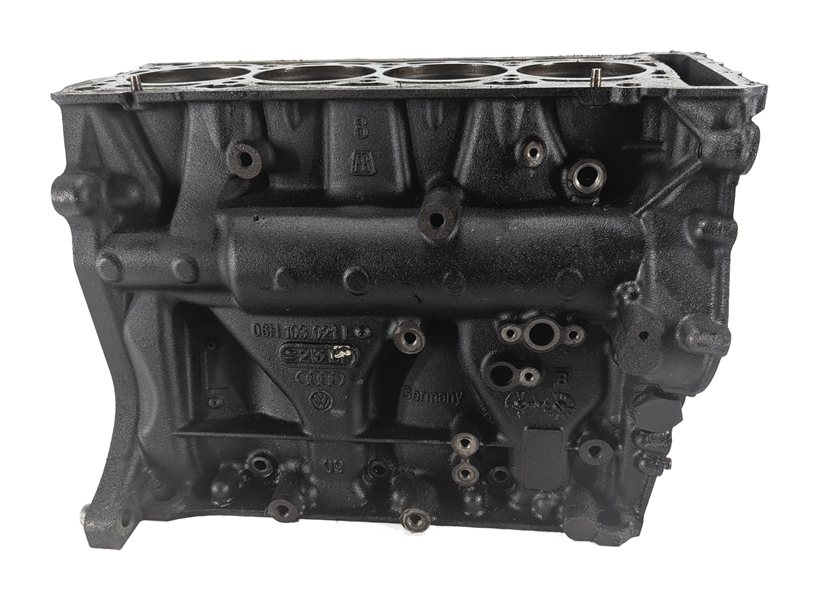 Thumbnail 5: 08-14 VW / AUDI - A3 A4 A5 Q5 TT BEETLE PASSAT 2.0L TURBO ENGINE CYLINDER BLOCK