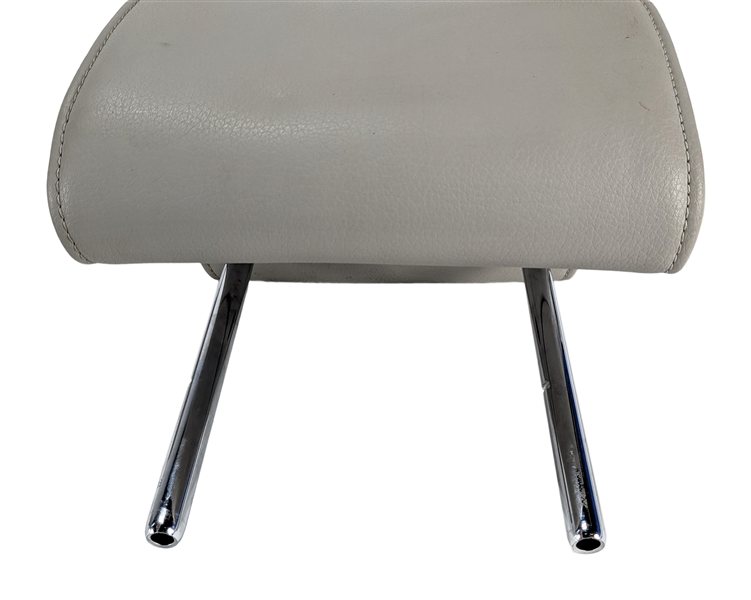 Thumbnail 12: 09-13 AUDI A3 HATCHBACK (8P) REAR SEAT LEFT CENTER RIGHT HEADREST SET-3 (Grey)