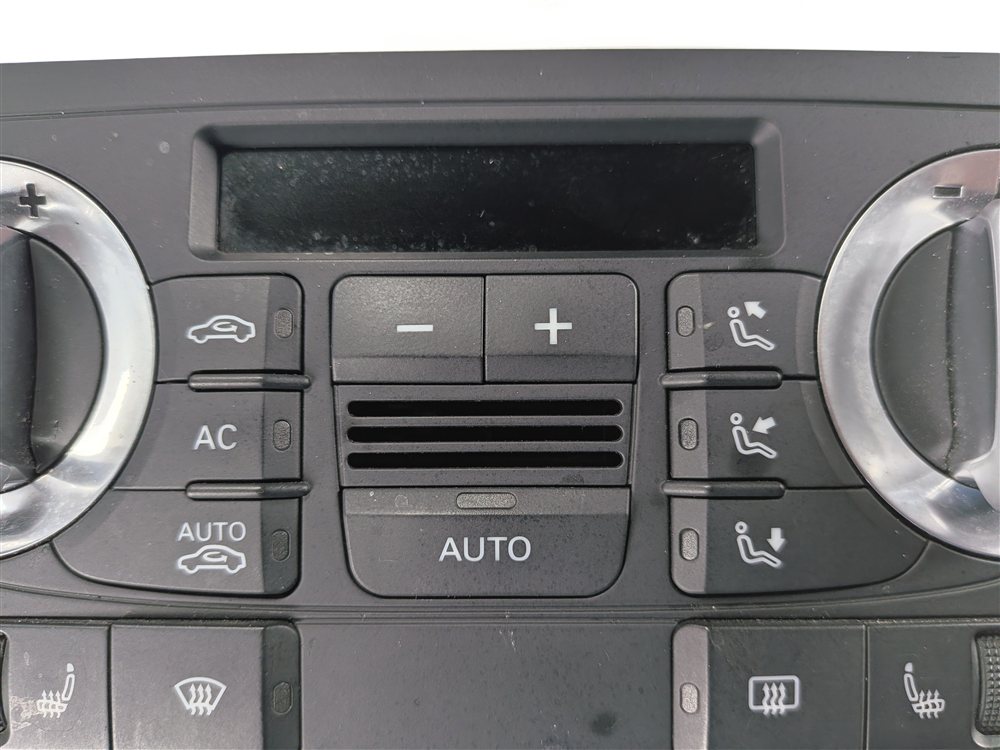Thumbnail 10: 10-13 AUDI A3 (8P) FRONT HEATER A/C TEMPERATURE CLIMATE CONTROL (HEATED SEATS)
