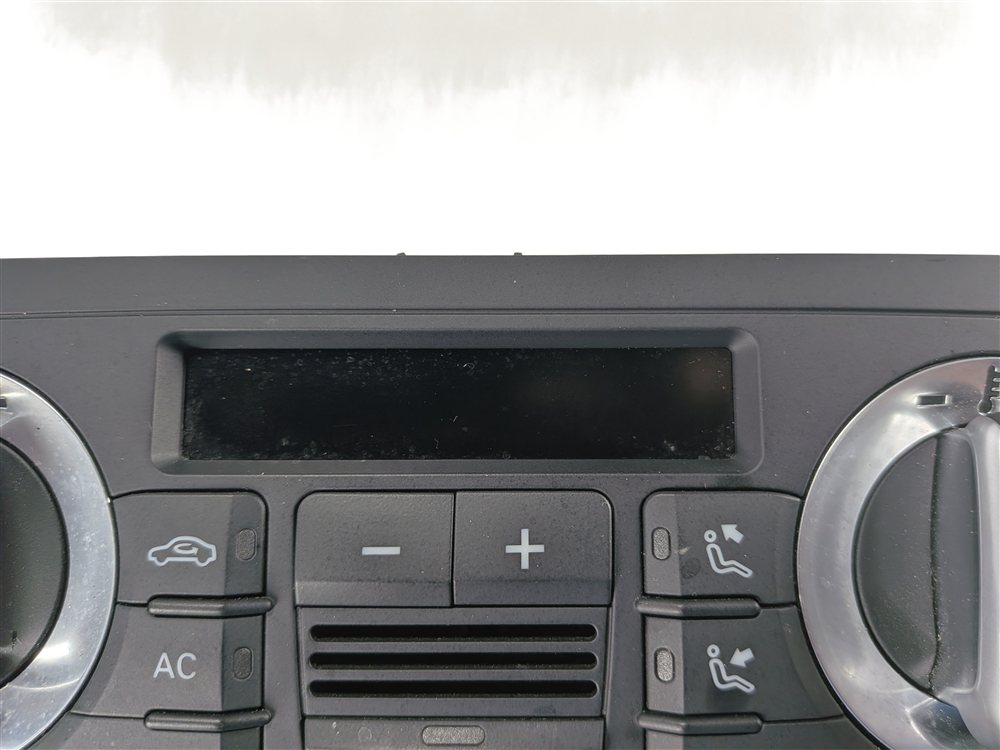 Thumbnail 9: 10-13 AUDI A3 (8P) FRONT HEATER A/C TEMPERATURE CLIMATE CONTROL (HEATED SEATS)