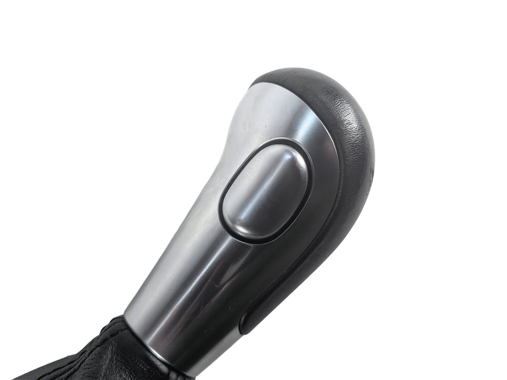 Thumbnail 7: 2010 AUDI A3 (8P) AUTOMATIC TRANSMISSION GEAR SELECTOR SHIFT KNOB BOOT