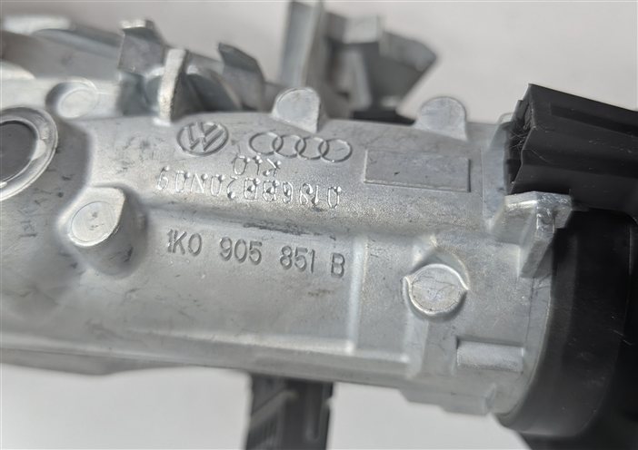 Thumbnail 24: 2010 AUDI A3 8P 2.0L CCTA ECM BCM CLUSTER GATEWAY IGNITION KEY IMMOBILIZER SET